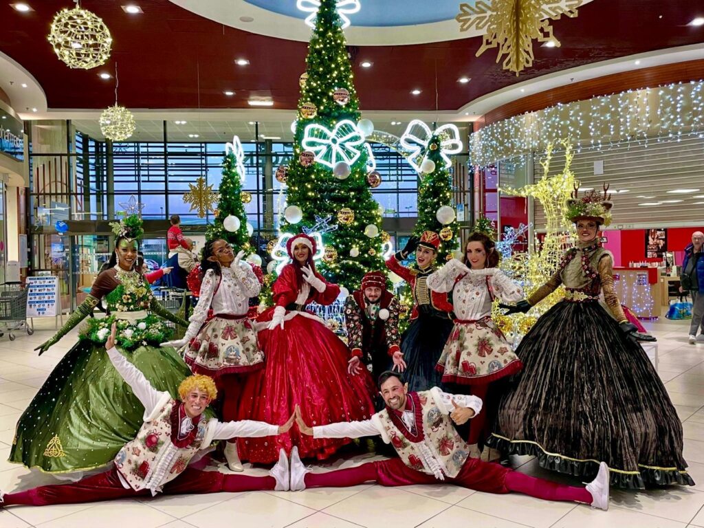 alt" parade les princesses de noël" Pépites Production Spectacles